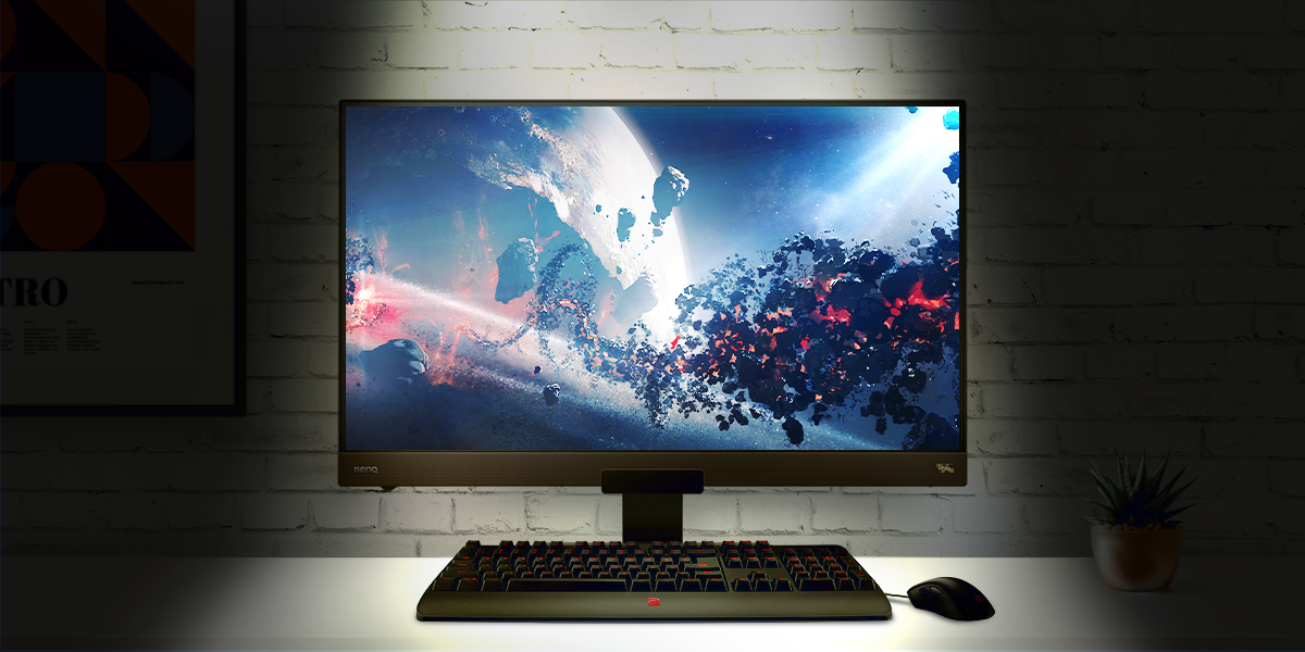 A gaming monitor screen shows HDR content on screen in the the night time with proper brightness.