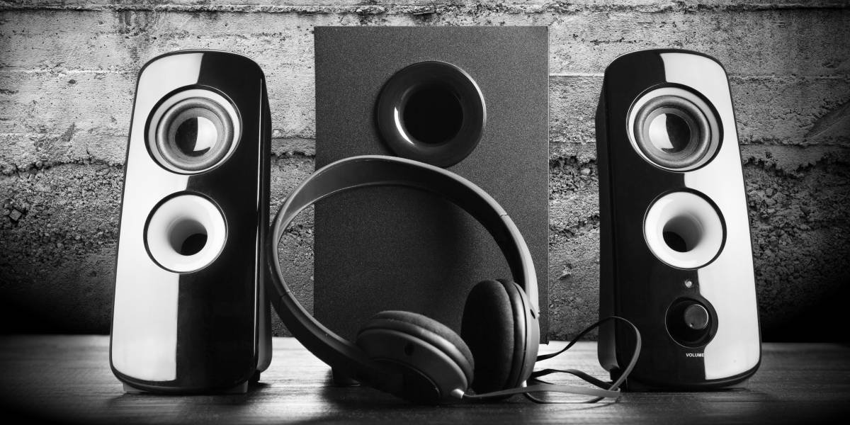 Monitors have speaker arrangements that deliver more than enough sonic quality. 