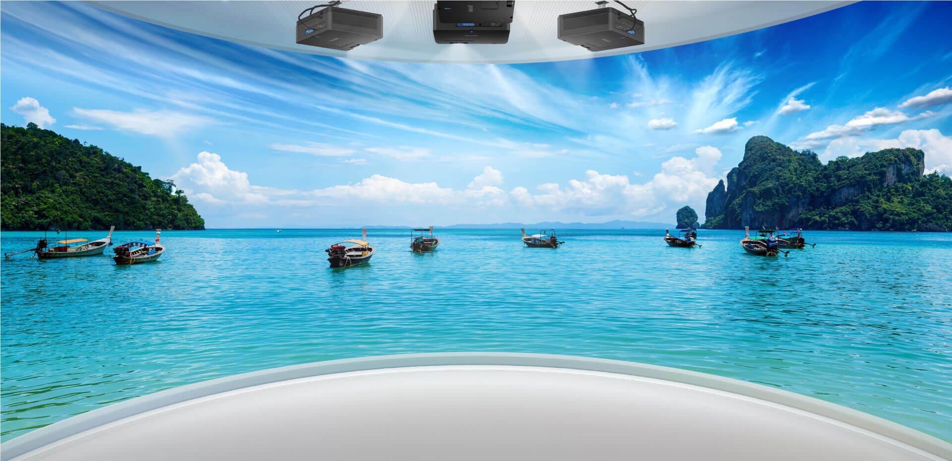 BenQ LU9750 Large Venue Projector with exclusive white balance adjustments can reduce white balance variables between images projected from different projectors