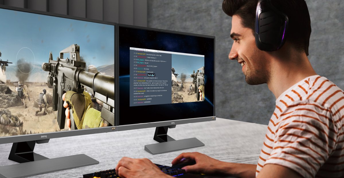 Scenario stimulation of dual monitor setup for simultaneous gaming and streaming